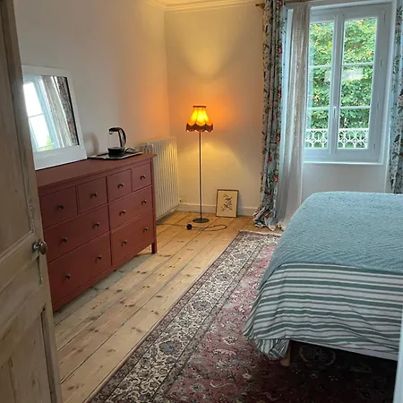 Aux Oiseaux Bed & Breakfast